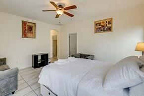 7 Mi to Dtwn: Spacious Stay in Phoenix!