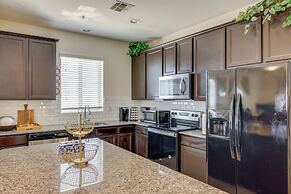 7 Mi to Dtwn: Spacious Stay in Phoenix!