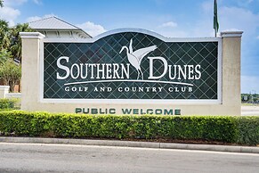 Southern Dunes Family Retreat: Hot Tub & Game Room