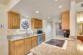 Island Condo w/ Pool Access in Lake Havasu City!