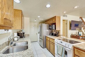 Island Condo w/ Pool Access in Lake Havasu City!