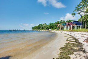 Beachfront Cottage w/ Dock on Florida Gulf Coast