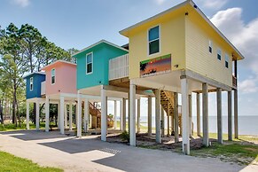 Beachfront Cottage w/ Dock on Florida Gulf Coast