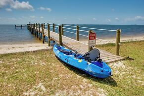 Beachfront Cottage w/ Dock on Florida Gulf Coast