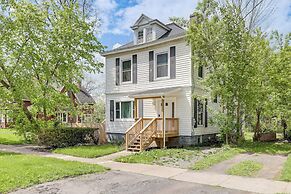 Walk to Downtown & Seneca Lake: Updated Retreat!