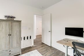 Walk to Downtown & Seneca Lake: Updated Retreat!