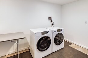 Walk to Downtown & Seneca Lake: Updated Retreat!