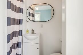 Walk to Downtown & Seneca Lake: Updated Retreat!