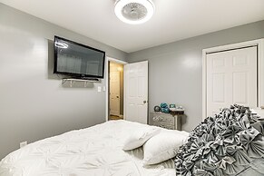 Walk to Beach: Elegant Escape in Lusby!