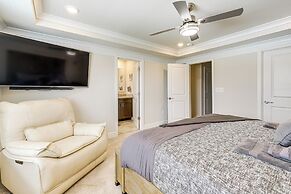 Fenced Yard: Spacious Southern Maryland Townhome!