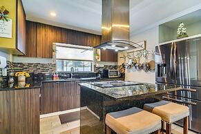 Hot Tub & Fenced Yard: Tranquil Home in Valrico!