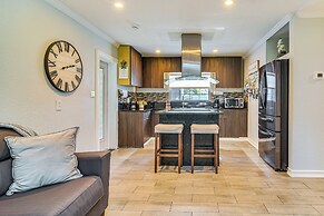 Hot Tub & Fenced Yard: Tranquil Home in Valrico!