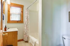 Hot Tub + Game Room: Peaceful Wardensville Cabin