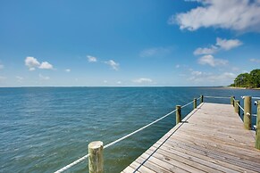 Florida Gulf Coast Getaway w/ Dock & Beach Views