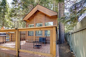Near Lake Almanor & Golf: Cozy Cabin!