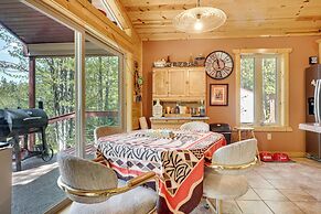 Lakefront Family Cabin w/ Views in Medford