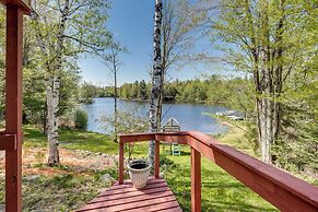 Lakefront Family Cabin w/ Views in Medford