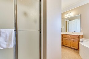 11 Mi to Dtwn Little Rock: Home w/ Large Deck!