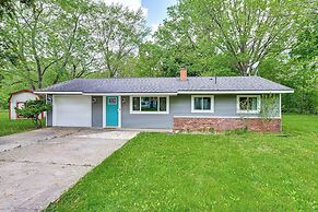 2 Mi to Dtwn: Family Home in Warsaw!