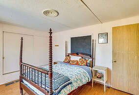 Snowbird Heaven: Rural Quartzite Home Near Hiking