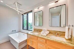 Walk to Lake Michigan: Luxe Home in Benton Harbor!