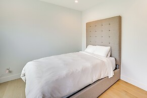 Walk to Lake Michigan: Luxe Home in Benton Harbor!