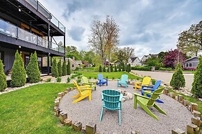 Walk to Lake Michigan: Luxe Home in Benton Harbor!