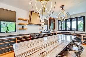 Walk to Lake Michigan: Luxe Home in Benton Harbor!