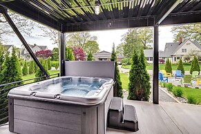 Walk to Lake Michigan: Luxe Home in Benton Harbor!