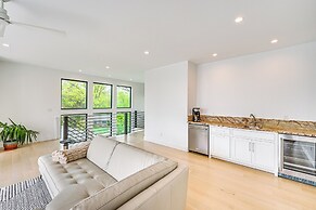 Walk to Lake Michigan: Luxe Home in Benton Harbor!