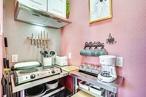 Explore & Unwind: Charming Bedford Apartment