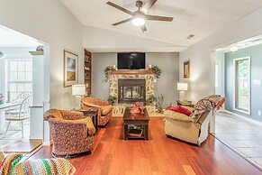 Fishing Pond & Pool Access: Little River Retreat