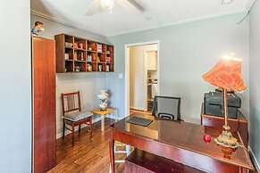Fishing Pond & Pool Access: Little River Retreat