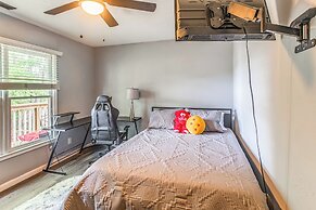 Fishing Pond & Pool Access: Little River Retreat