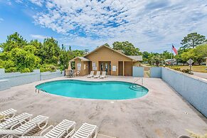 Fishing Pond & Pool Access: Little River Retreat