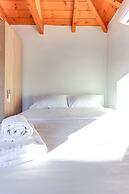 Beach House Steps Away From the sea