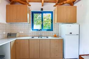 Beach House Steps Away From the sea