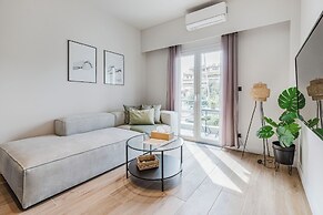 Bask - Chic 2 Bedroom Apt in Athens