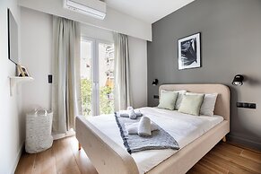 Bask - Chic 2 Bedroom Apt in Athens