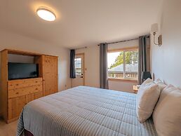 Little Beach Resort & Wellness Retreat