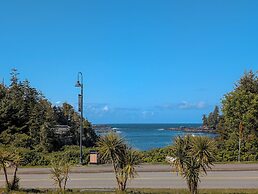 Little Beach Resort