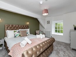 Snowdonia Manor