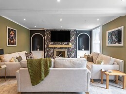 Snowdonia Manor