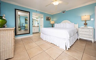 Phoenix Iii 3059 3 Bedroom Condo