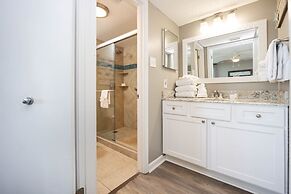 Phoenix Iii 3099 3 Bedroom Condo