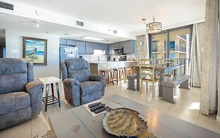 Phoenix Iii 3099 3 Bedroom Condo