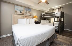 Phoenix Iii 3099 3 Bedroom Condo