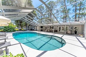 Designer Pet-friendly Retreat With Heated Pool 5 Bedroom Home