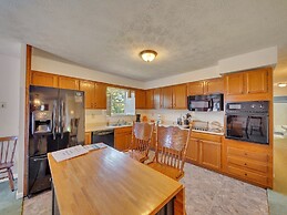 Smoky Mtn Retro 4 Bedroom Home