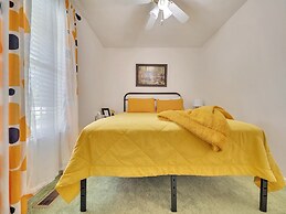 Smoky Mtn Retro 4 Bedroom Home